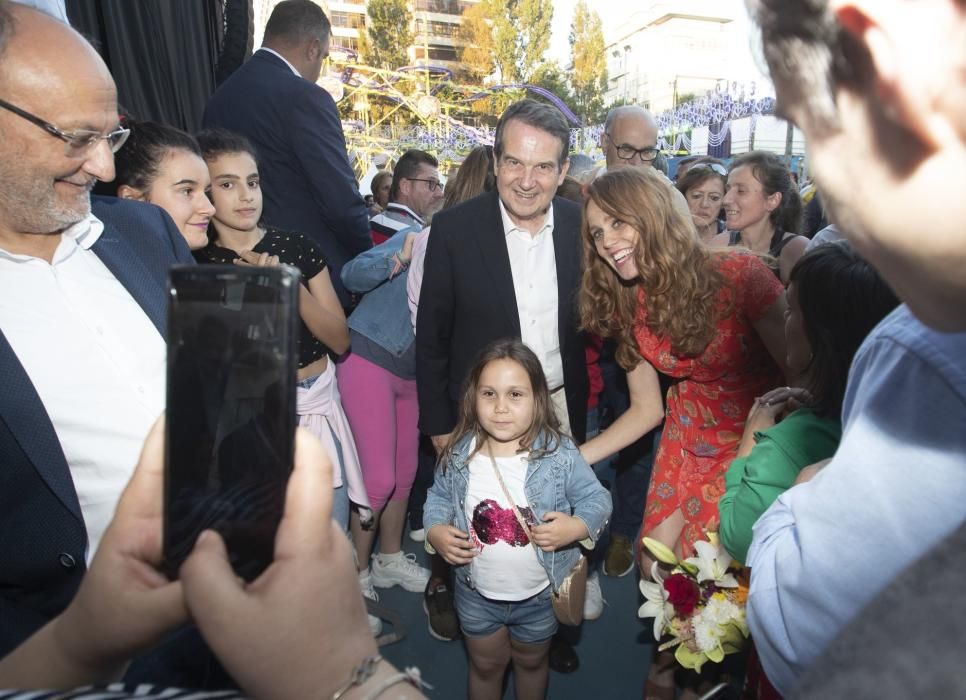 María Castro regresa a su infancia con el pregón de Coia. // R. Grobas