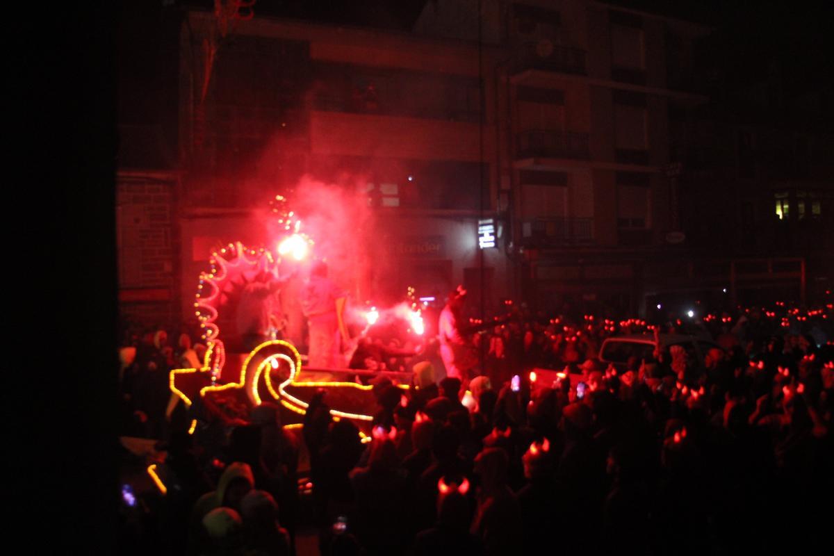 GALERÍA | Los toros llenan puebla de Sanabria de pólvora y chispas