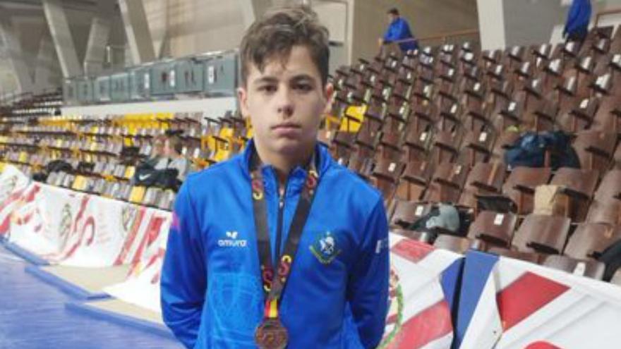 Joel Castro se cuelga el bronce en el campeonato de España Sub-17
