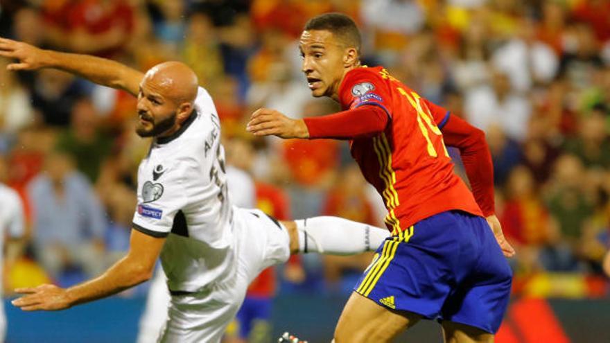 Rodrigo guía la victoria de España frente a Albania