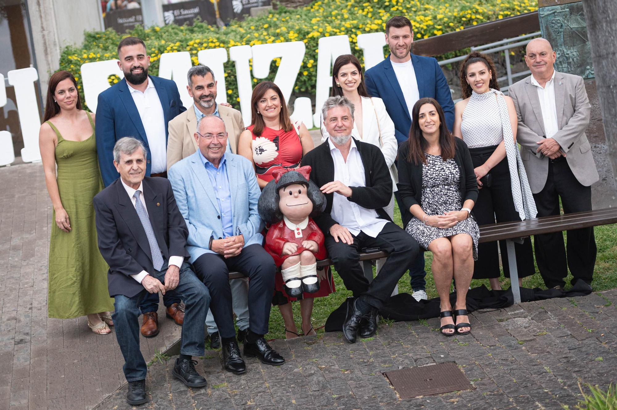 Inauguración de la escultura de Mafalda
