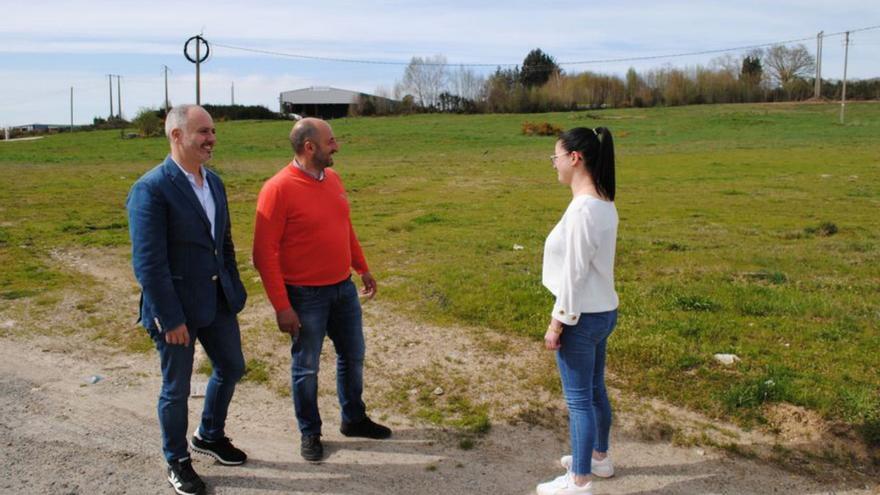 Camiñas pide a Zona Franca de Vigo que se implique en el desarrollo del polígono