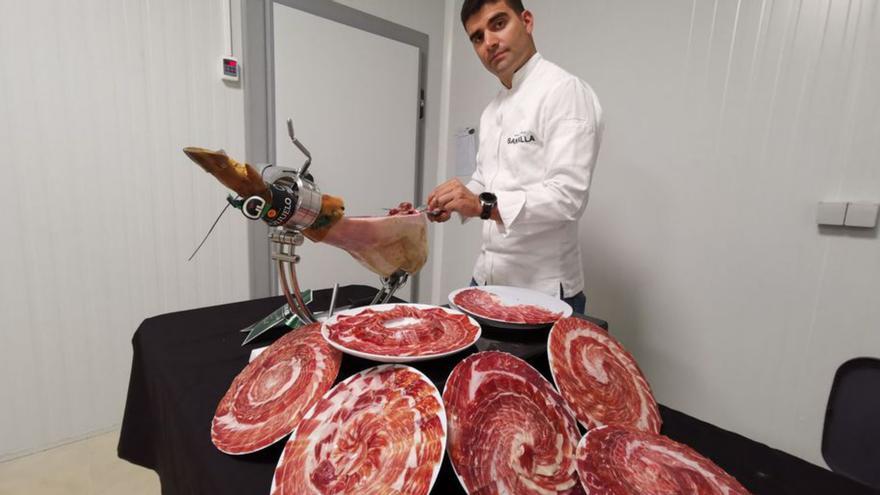 Jamón gratis para los que acudan a la fiesta de San Xoán en Leiro