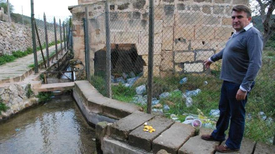 Denuncian la degradación y el uso masivo del agua de la Font de sa Vall