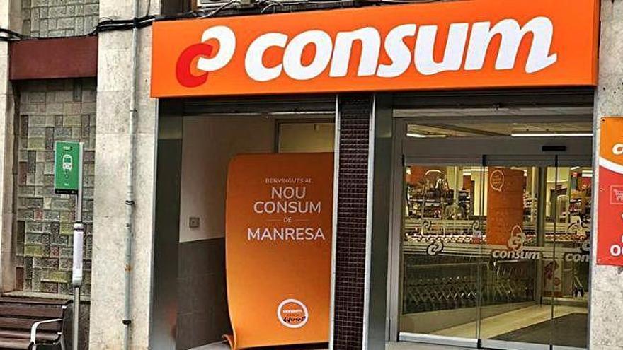 Vista exterior del nou supermercat, que la cadena avança que és «ecoeficient»