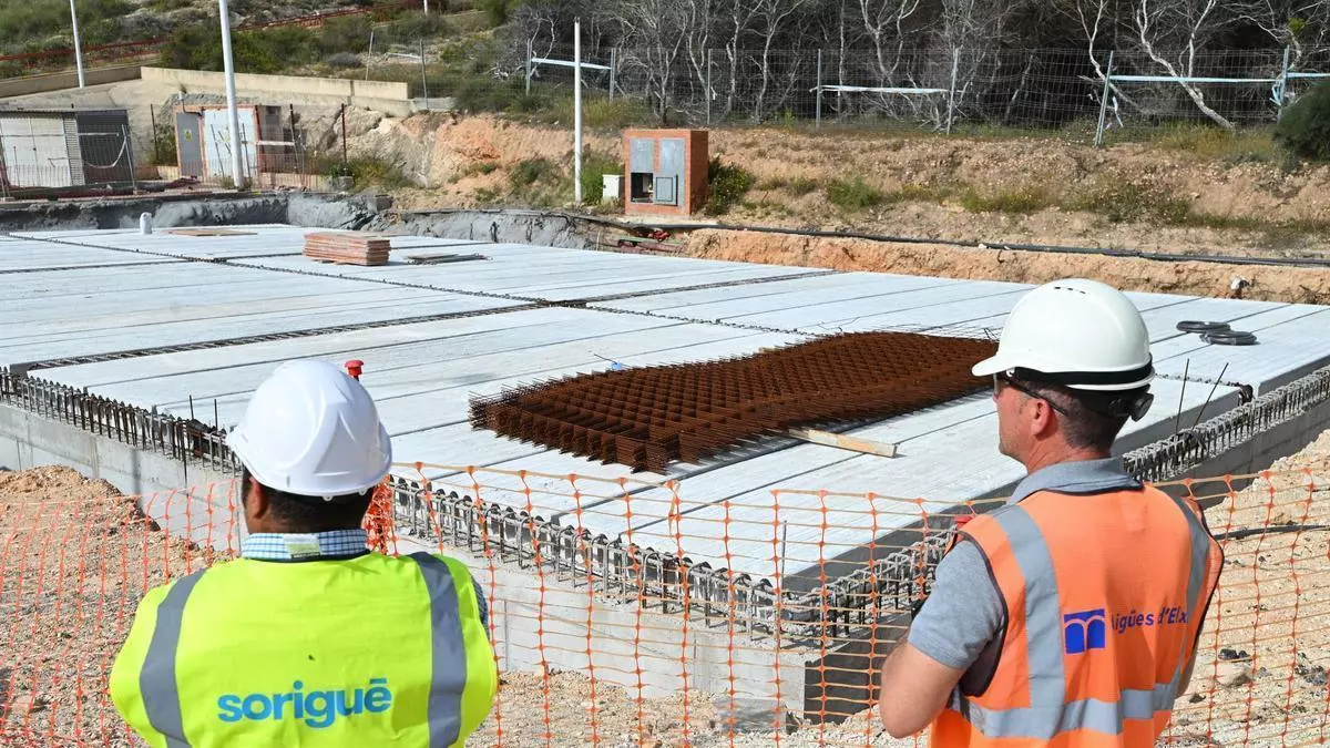 El tanque de tormentas de Arenales en Elche estará operativo este verano y habrá encima un parque de calistenia