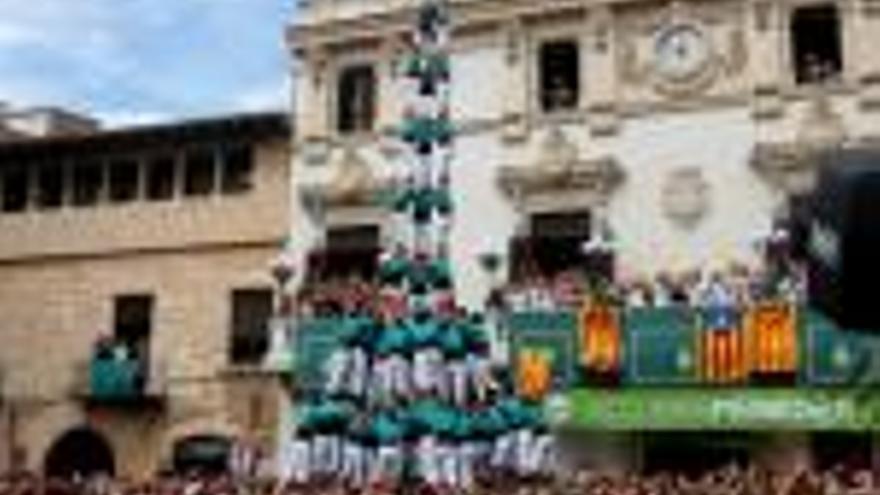 Gran diada de Sant Fèlix amb 10 castells de gamma extra descarregats