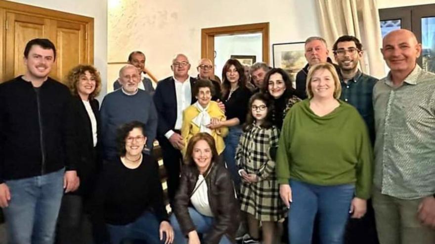 Antònia Grau Martorell, de Can Eixut, celebra su centenario en sa Pobla