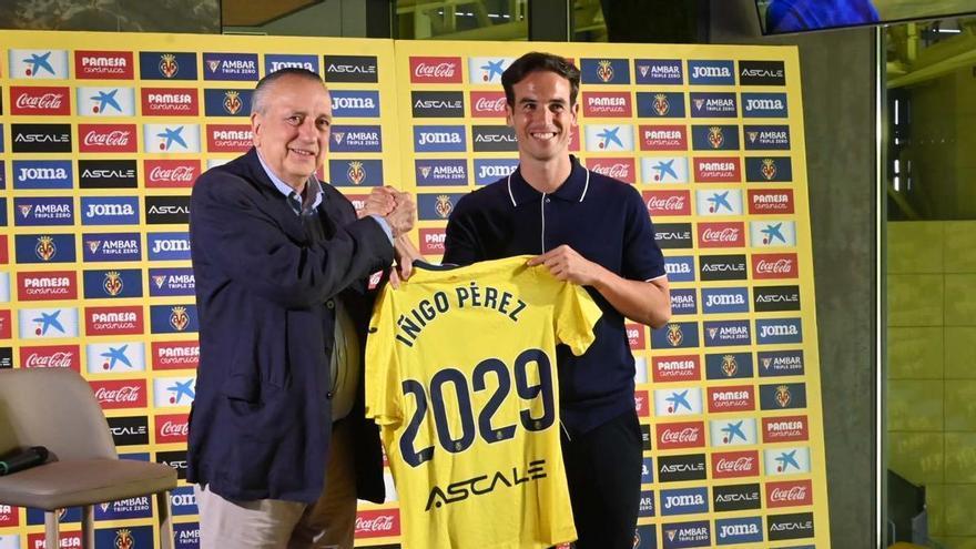 Iñigo Pérez ya ejerce de 'groguet': así ha sido la presentación oficial del nuevo entrenador del Villarreal