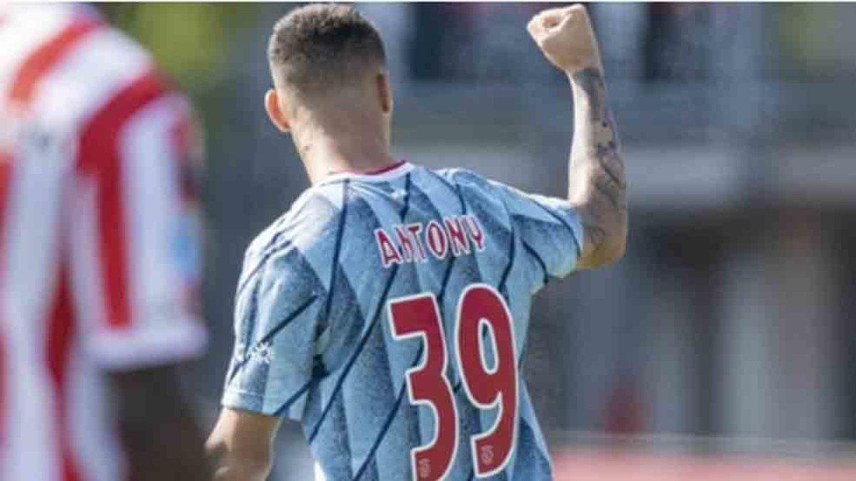 Anthony debutó con gol en el Ajax