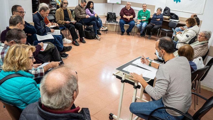 La federació de barris queda en mans d’una junta gestora