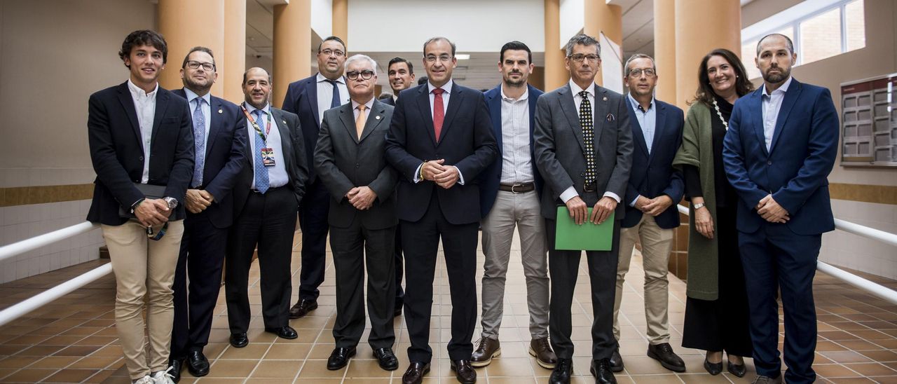 Imagen de los presentes en la inauguración del primer Congreso de Derecho Deportivo.