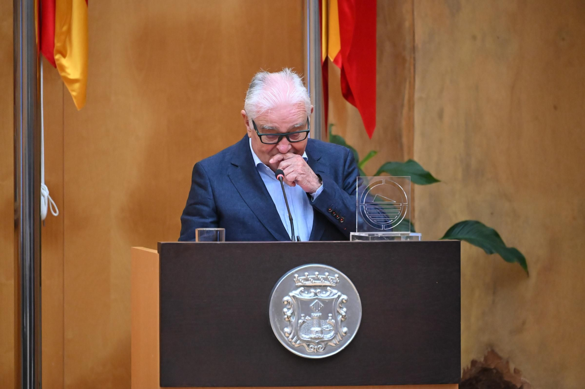 Celebración del Día de Europa en Benidorm y entrega de la distinción a Enrique Ballester