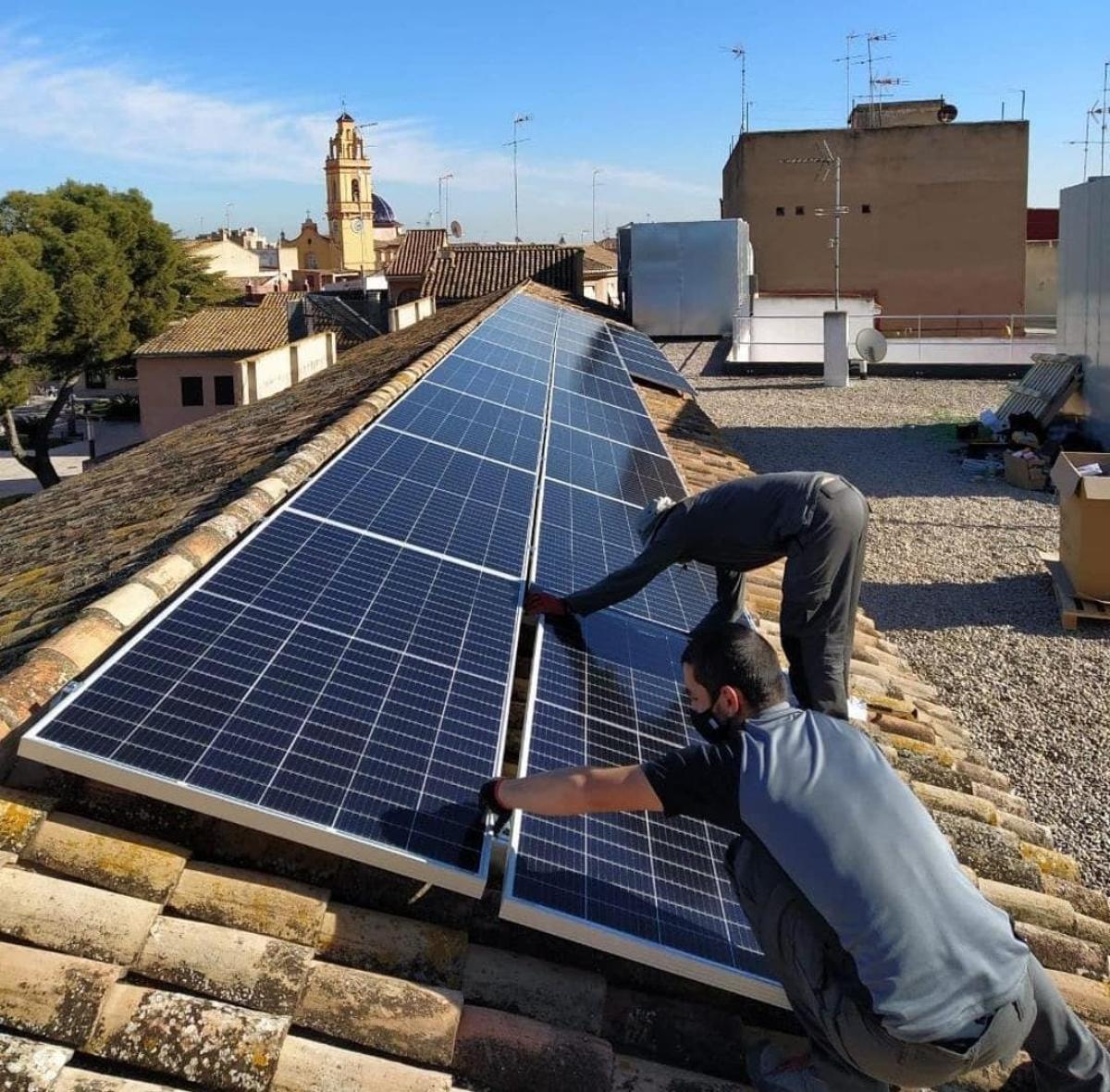 El cooperativismo crece en Castellón y atrae a jóvenes emprendedores.