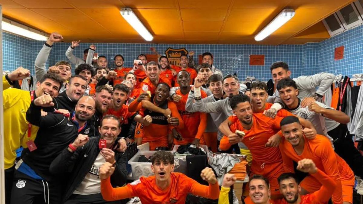 El Torrent espera a un Primera tras eliminar al Torremolinos El Torrent espera a un Primera tras eliminar al Torremolinos