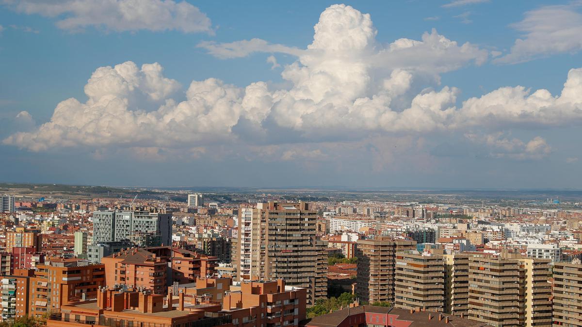 Nubes sobre Zaragoza