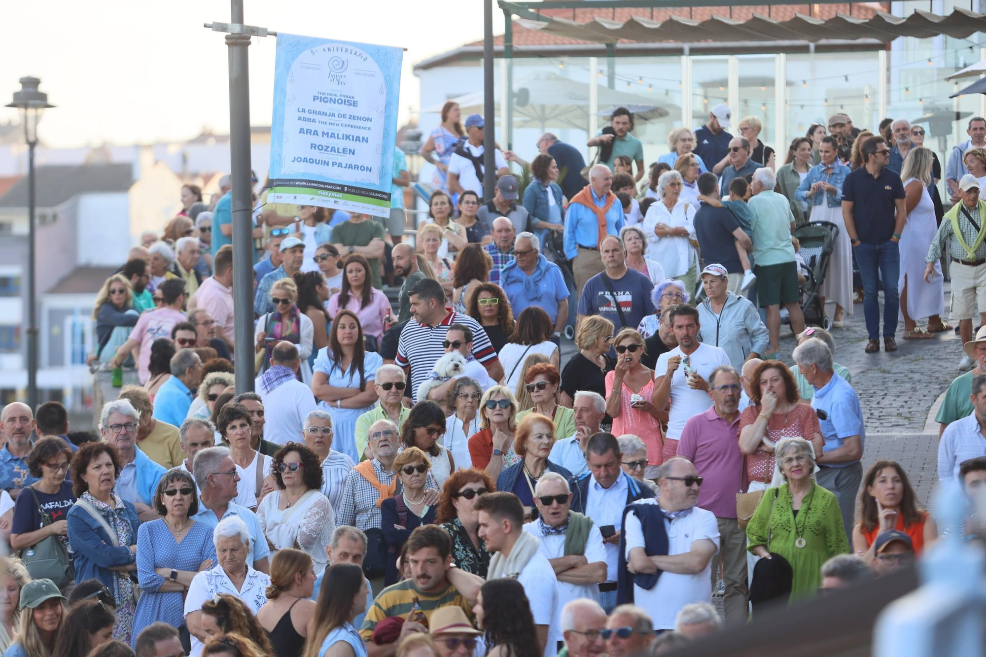 EN IMÁGENES: La procesión de "la llamada de la mar" en el Carmen de Luanco