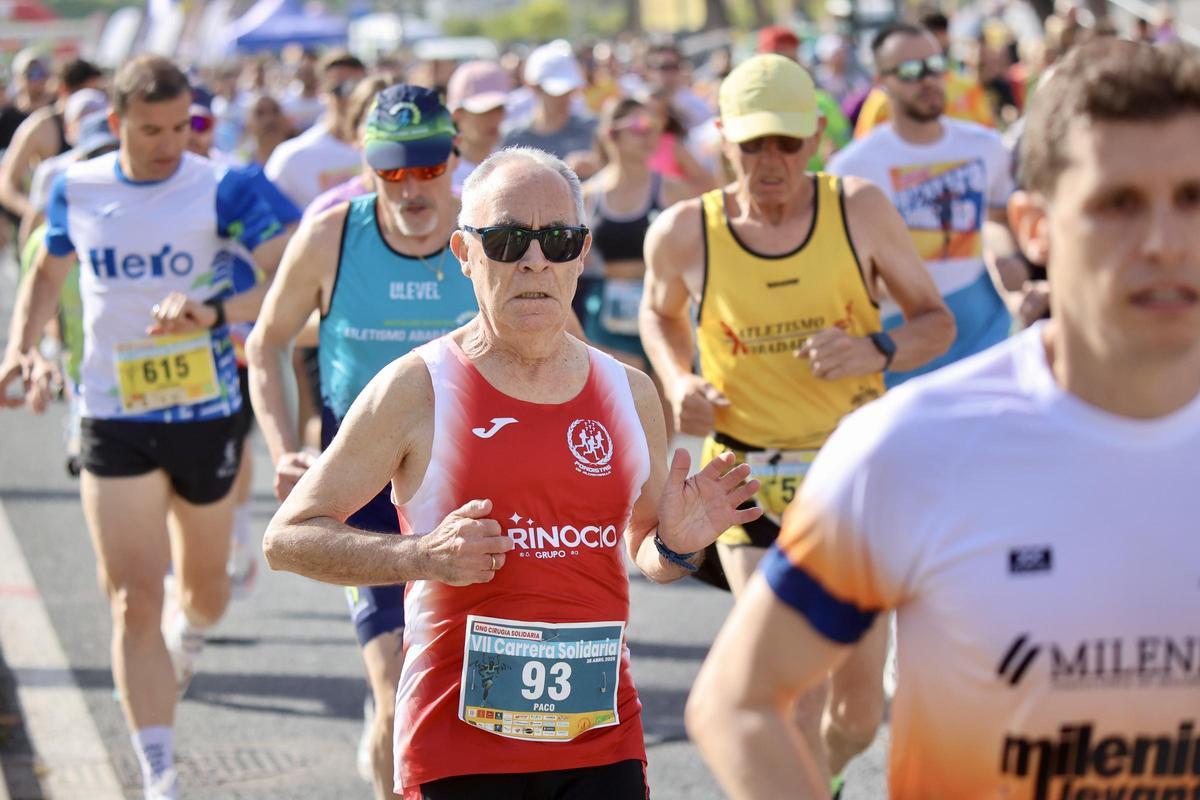 Búscate en las fotos de la carrera por la cirugía solidaria
