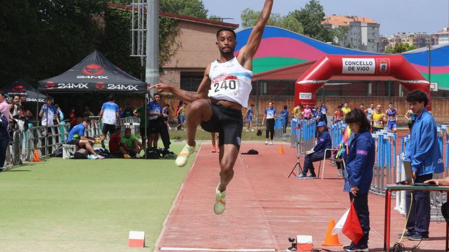 La Gimnástica sigue en la élite gallega al lograr en Vigo más de 25 medallas