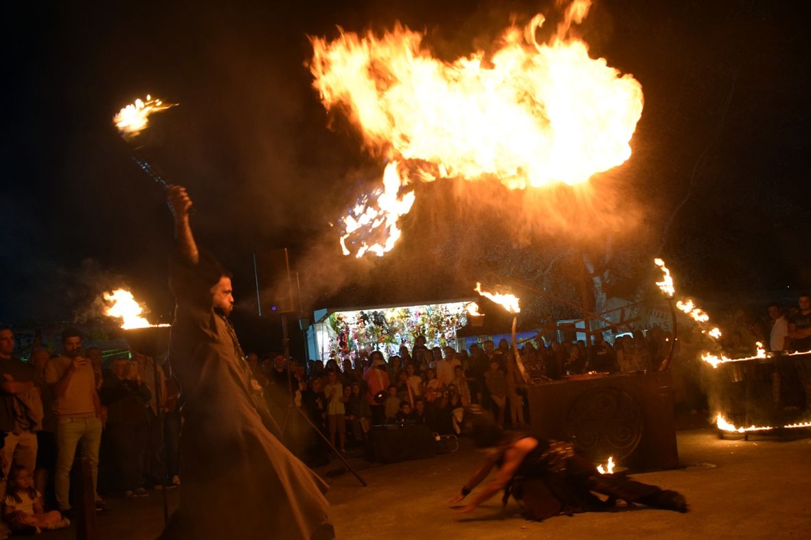 Un momento de la celebración de la fiesta de la caña y la anguila celebrada en Valga.