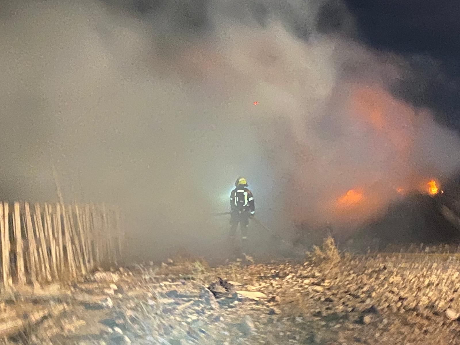 Noche incendiaria en Agüimes