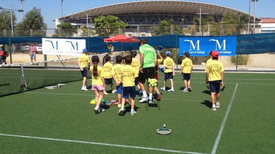 Niños participantes en Encuentro Provincial de Tenis Diputación Málaga.