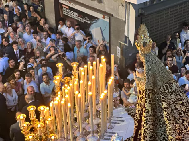 FOTOGALERÍA | Salida Extraordinaria de la Virgen de la Amargura en Sevilla