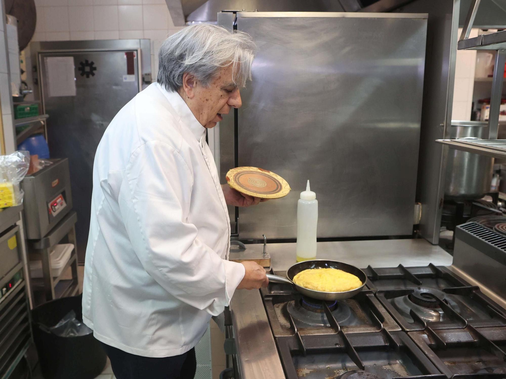 José Manuel Crespo, Crispi, embajador coruñés de la tortilla