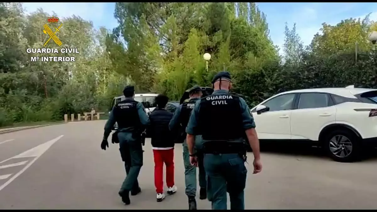 Doce detenidos por una ciberestafa de 188.000 euros a 11 empresas de Alicante y otras seis provincias