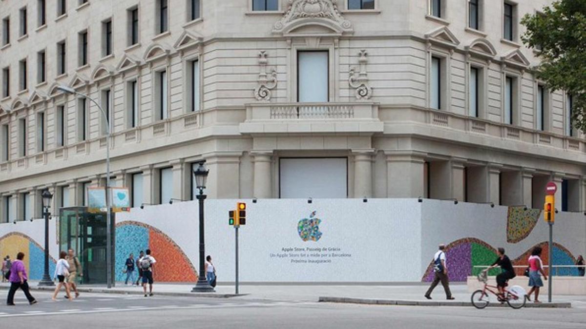 La futura Apple Store de paseo de Gràcia.