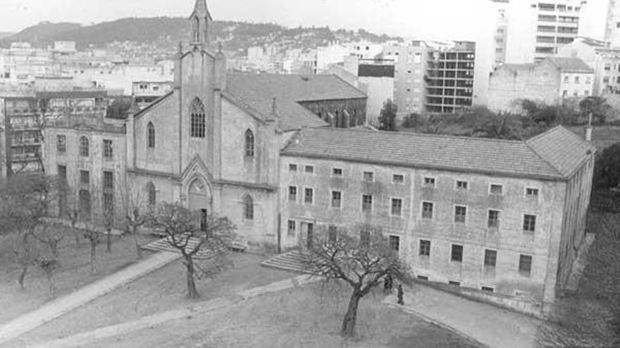 La iglesia y la finca fueron vendidas  a una inmobiliaria en 1973. // FdV