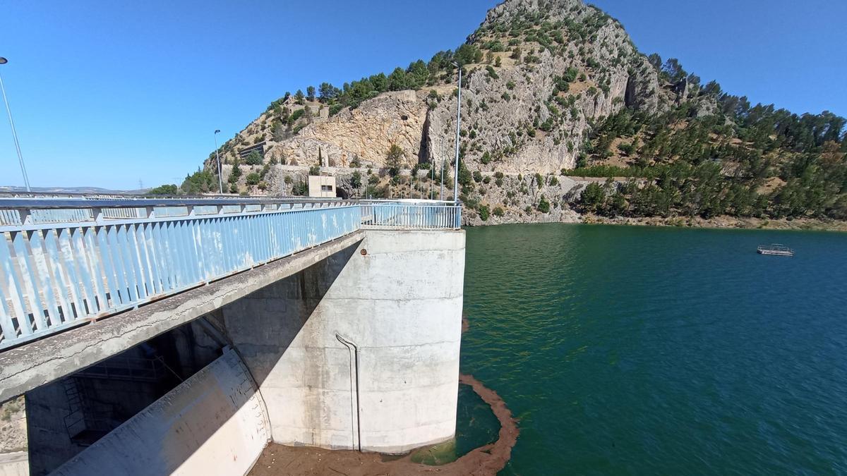 El embalse de Iznájar en una imagen reciente.