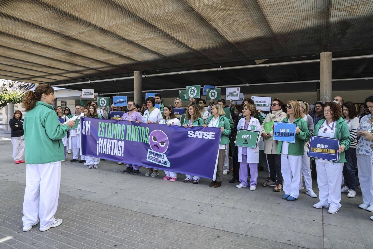 Las enfermeras se movilizan en Alicante