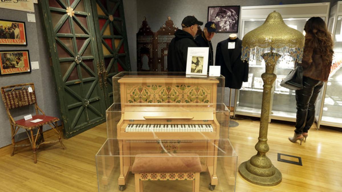 El piano en el que Sam toca 'As time goes by', en Casablanca, que se ha subastado por 2,3 millones en Nueva York.