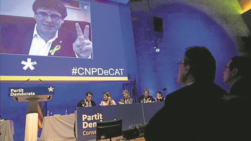 Puigdemont ignora las peticiones de realismo del PDECat y ERC
