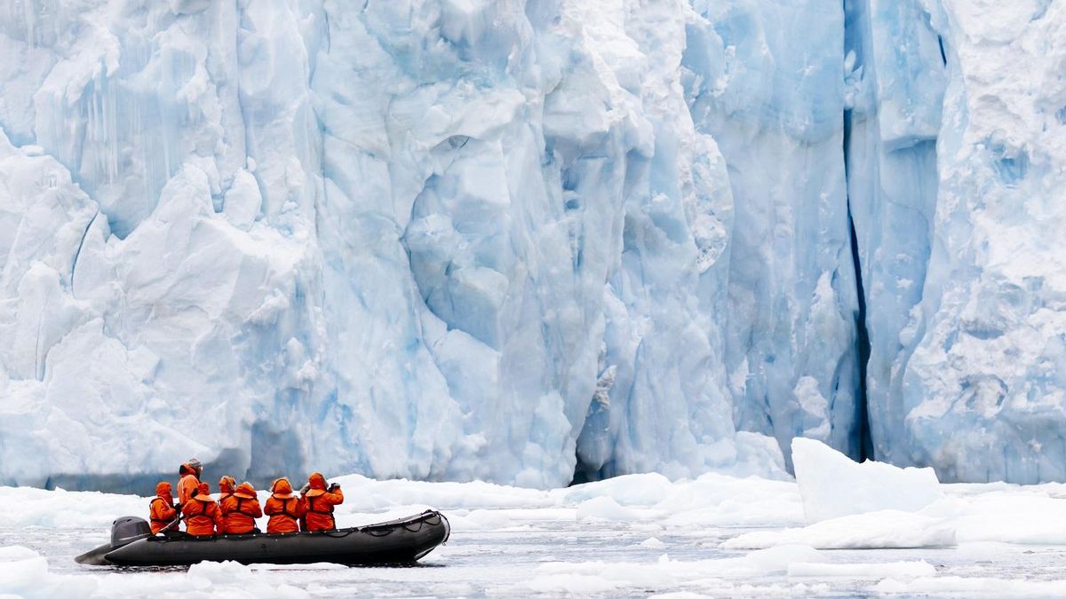 Antártida, viaje al desierto helado más espectacular del mundo