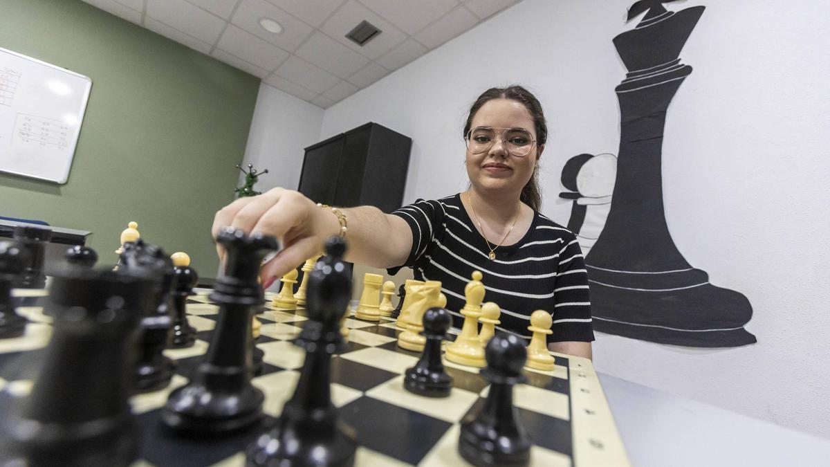 Paula Martínez, actual campeona de España sub-18 en ajedrez, defenderá título el 26 de julio: "Creo que tengo opciones de medalla"