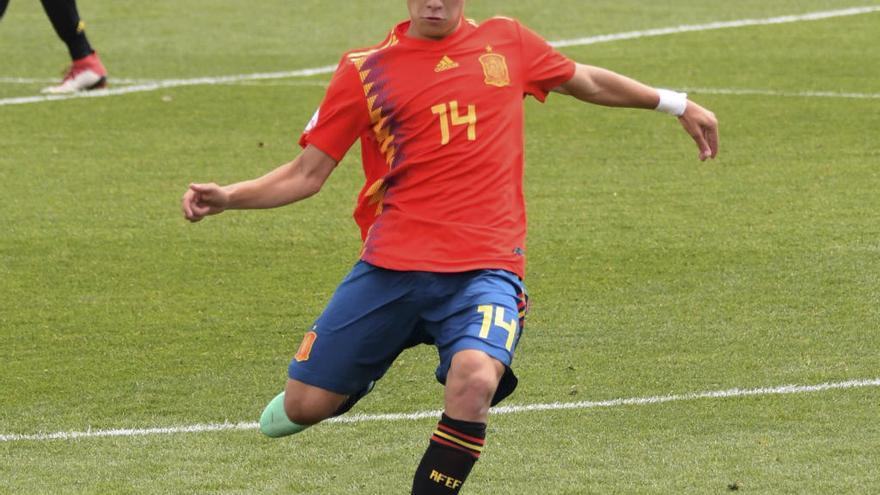 El futbolista Joan Gallego, convocado por la selección española para la Copa AEGEAN