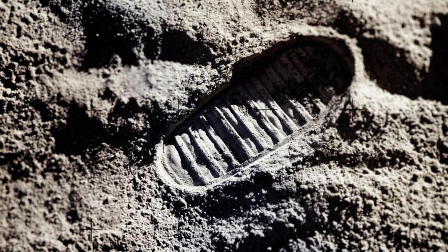 Restos de actividad humana en la Luna.