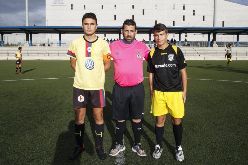 21.04.18 Las Palmas de Gran Canaria. Fútbol base intantil temporada 2017-18. Siete Palmas - Heidelberg. Anexo Estadio de Gran Canaria.  Foto Quique Curbelo  | 21/04/2018 | Fotógrafo: Quique Curbelo