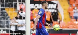 Getafe y Alavés se salvan y el Eibar desciende a Segunda