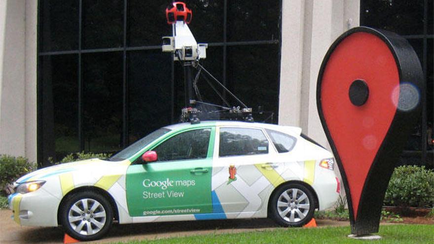 Un coche de Google Street View.