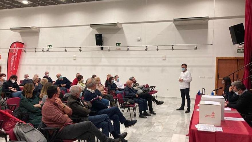 Emilio Ivars entra en el Comité Regional del PSOE una semana después de ser readmitido