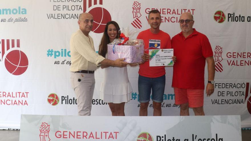 Lliurats els premis dels treballs de Pilota a l’Escola curs 2021-2022