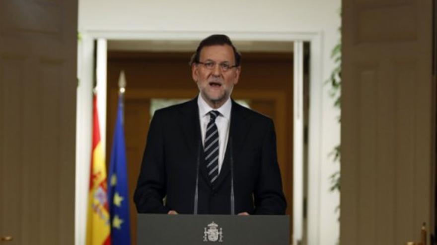 Rajoy comunica la decisión del Rey de abdicar