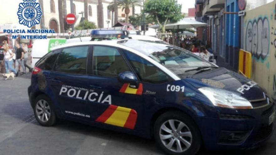 La Policía encontró la droga en unos enseres olvidados.