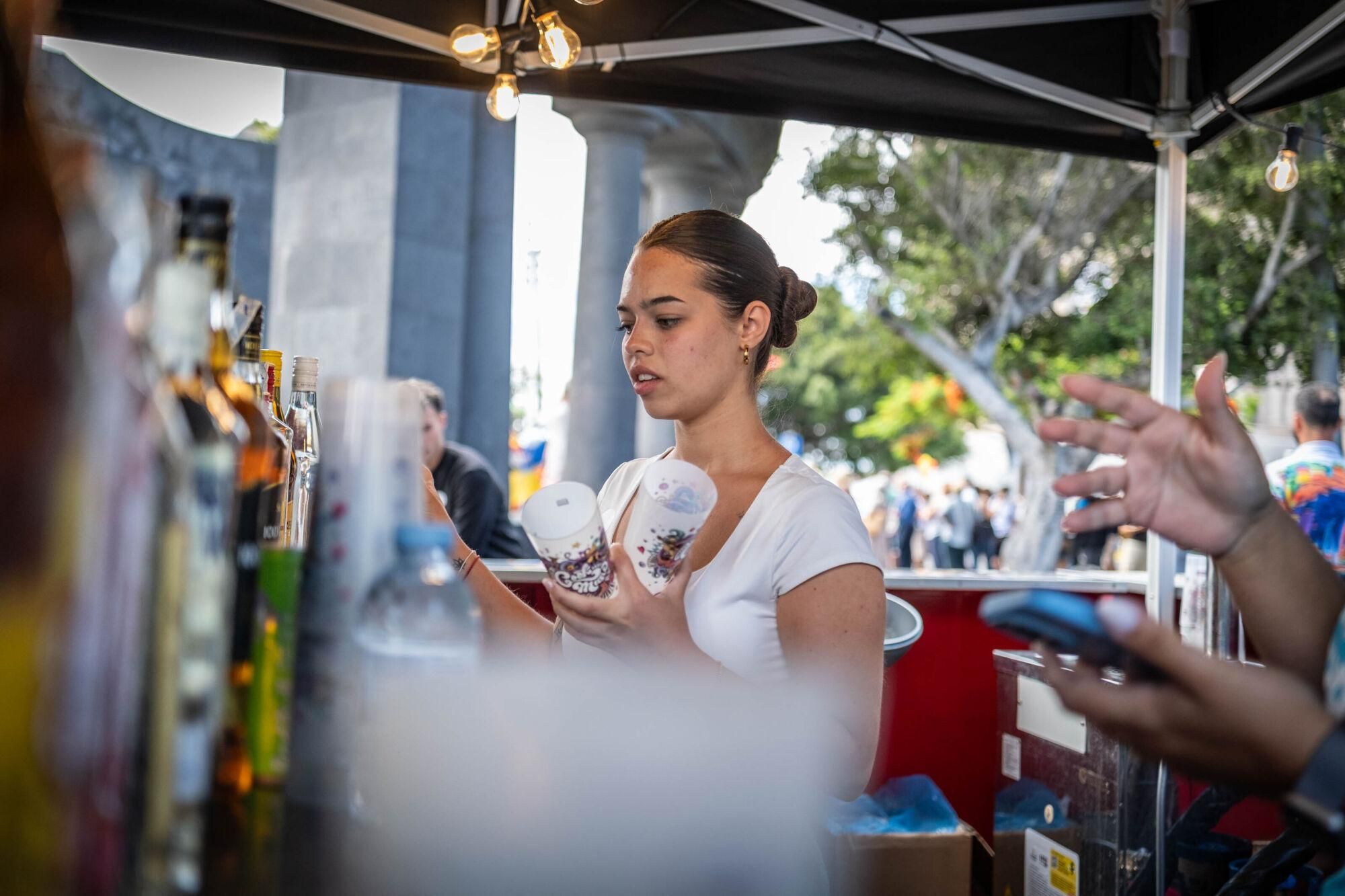 Casting multitudinario y especia  para reclutar 500 personas para el Cook Music Festival.