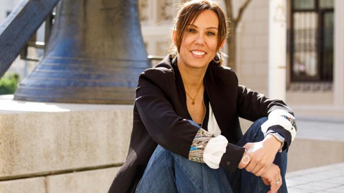 Marta Farrés, alcaldesa de Sabadell, en la plaza Sant Roc