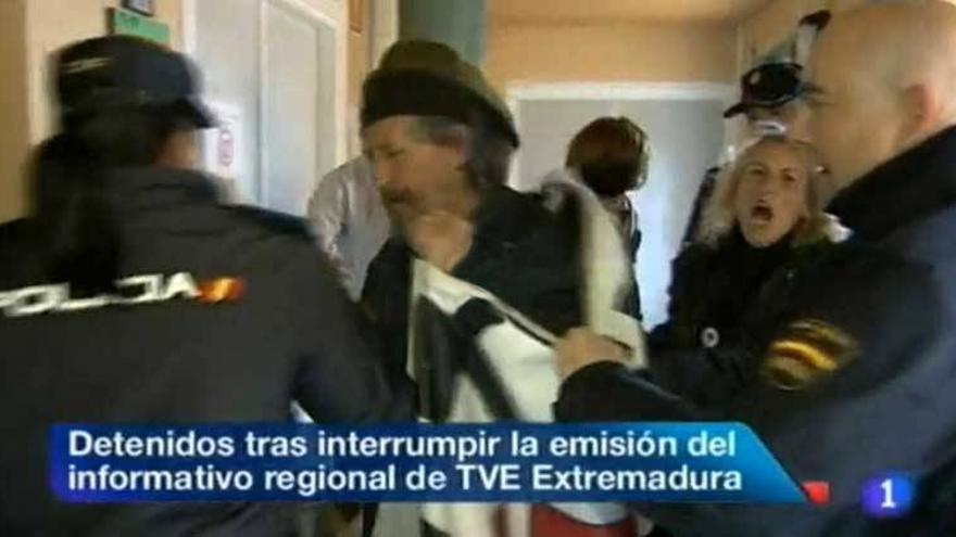 Diecinueve detenidos por la interrupción de un informativo de TVE Extremadura