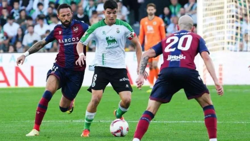 El Levante pierde fortaleza (1-0)
